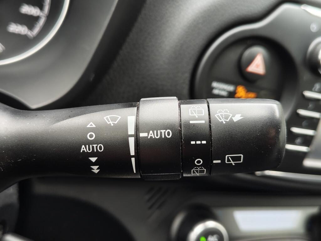 Toyota Yaris 1.5 Hybrid Dynamic | Cruise | Stoelverwarming | Achteruitrijcame - Image 12