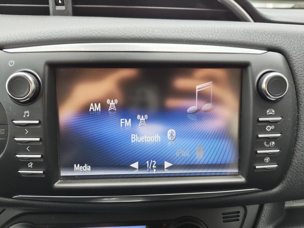 Toyota Yaris 1.5 Hybrid Dynamic | Cruise | Stoelverwarming | Achteruitrijcame - Image 14