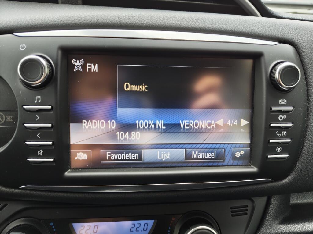 Toyota Yaris 1.5 Hybrid Dynamic | Cruise | Stoelverwarming | Achteruitrijcame - Image 15