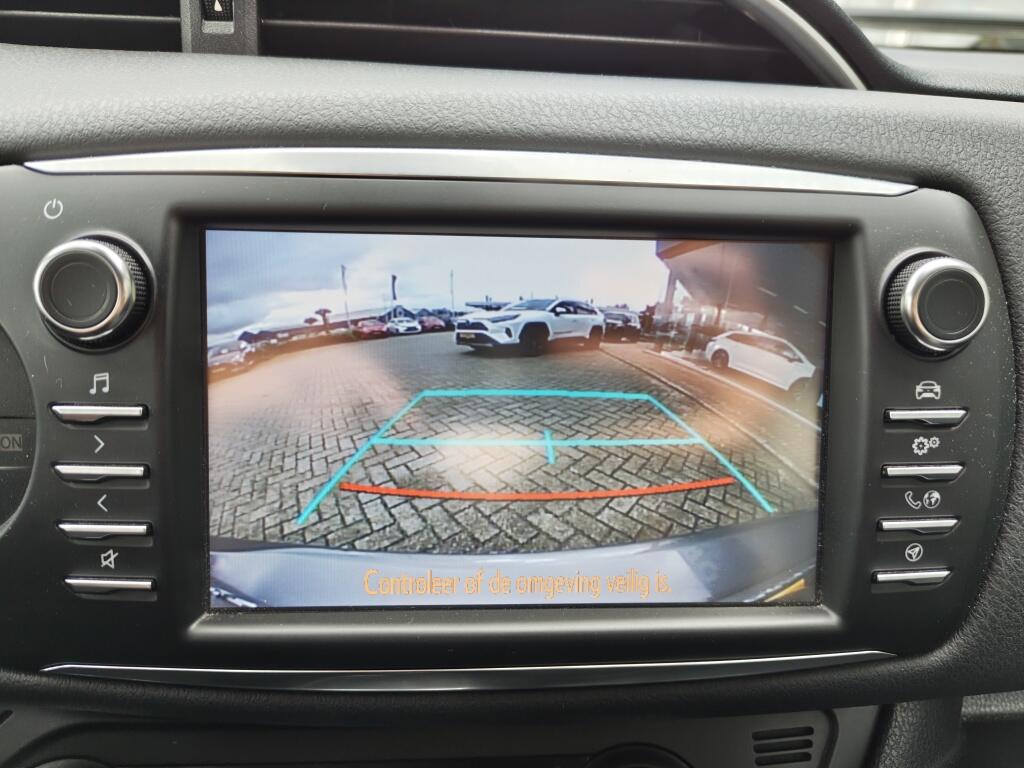 Toyota Yaris 1.5 Hybrid Dynamic | Cruise | Stoelverwarming | Achteruitrijcame - Image 16