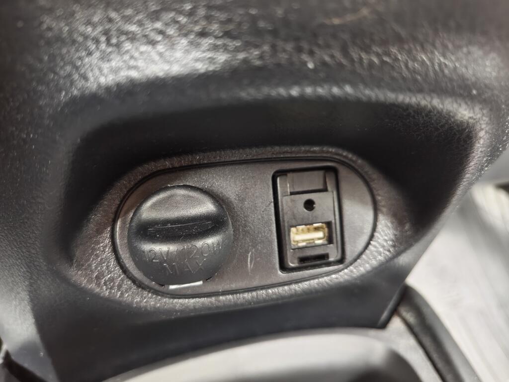 Toyota Yaris 1.5 Hybrid Dynamic | Cruise | Stoelverwarming | Achteruitrijcame - Image 18