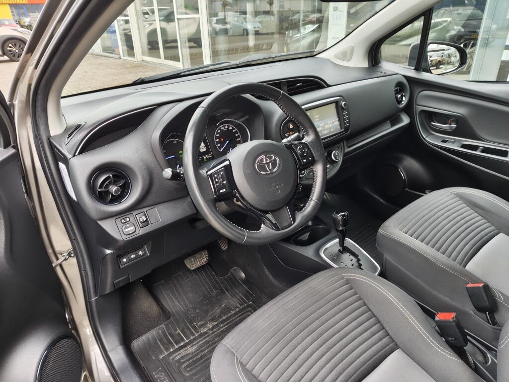 Toyota Yaris 1.5 Hybrid Dynamic | Cruise | Stoelverwarming | Achteruitrijcame - Image 24