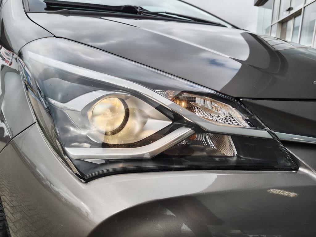 Toyota Yaris 1.5 Hybrid Dynamic | Cruise | Stoelverwarming | Achteruitrijcame - Image 31