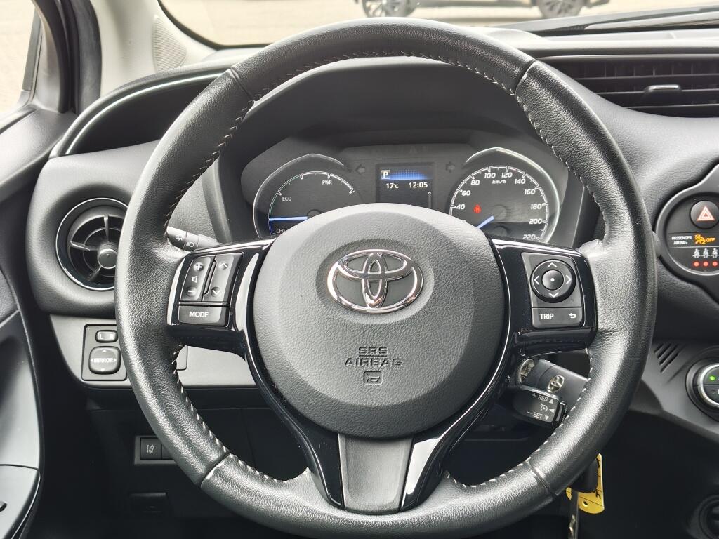 Toyota Yaris 1.5 Hybrid Dynamic | Cruise | Stoelverwarming | Achteruitrijcame - Image 9