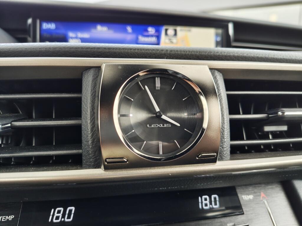 Lexus IS 300h Hybrid F-Sport Line | Navi | Dashcam v/a | Leder | - Image 17