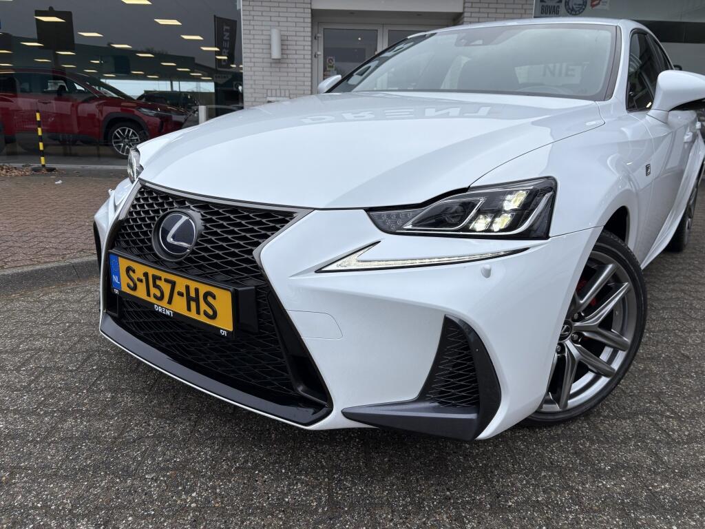 Lexus IS 300h Hybrid F-Sport Line | Navi | Dashcam v/a | Leder | - Image 2