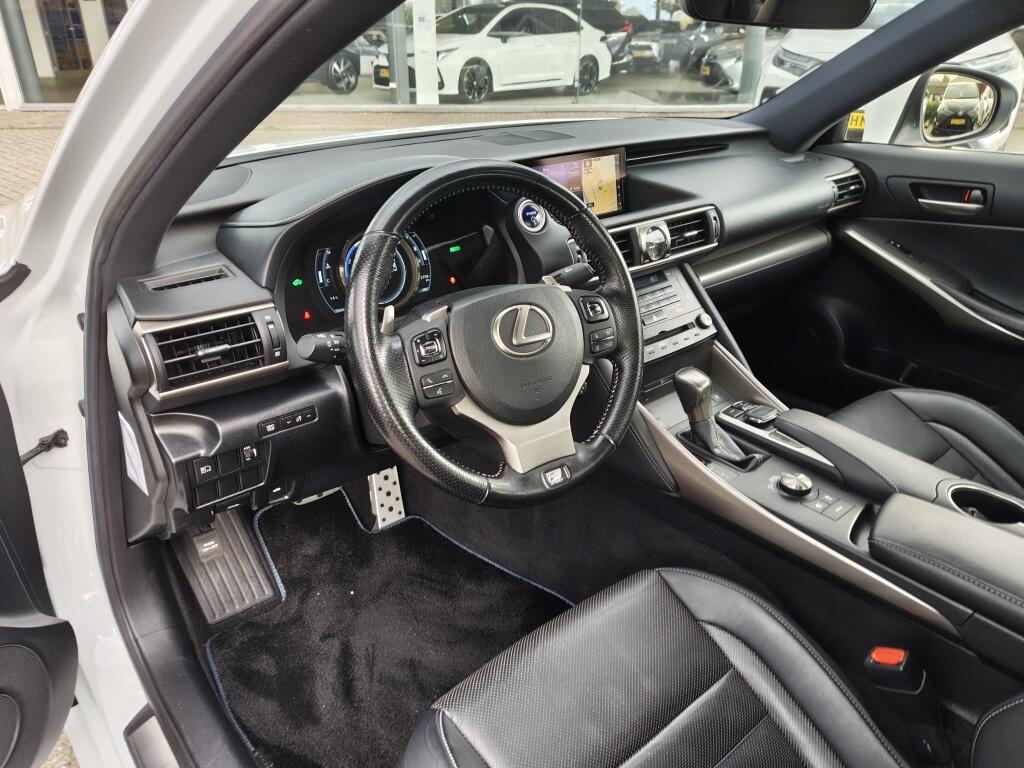Lexus IS 300h Hybrid F-Sport Line | Navi | Dashcam v/a | Leder | - Image 28