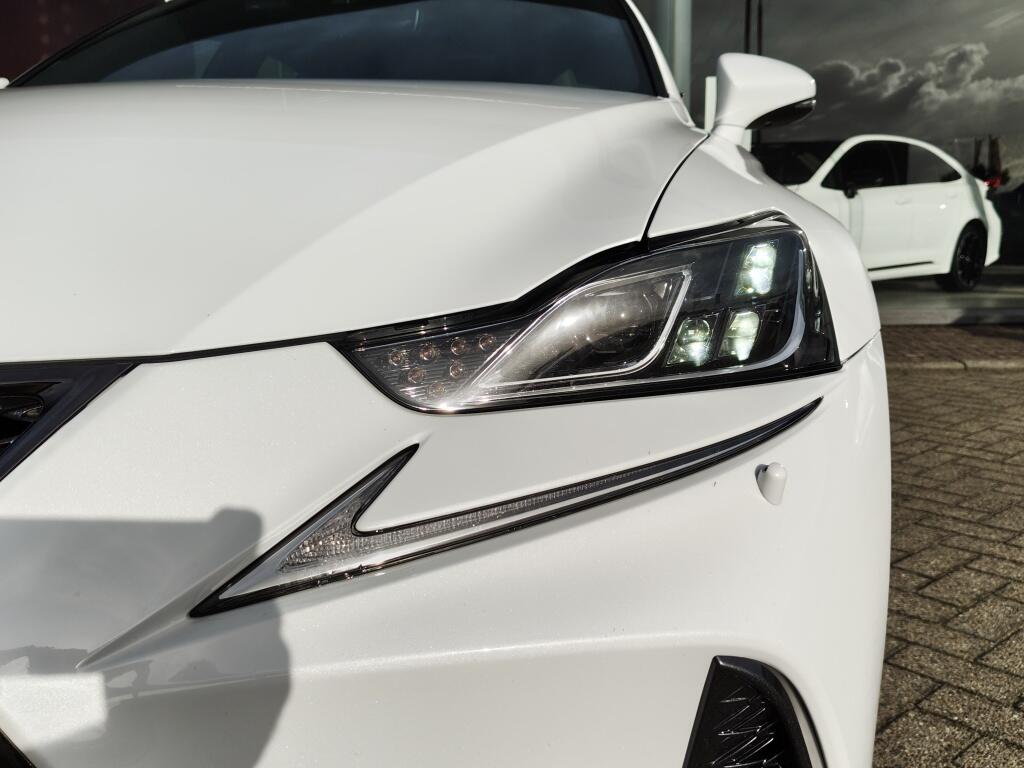 Lexus IS 300h Hybrid F-Sport Line | Navi | Dashcam v/a | Leder | - Image 36