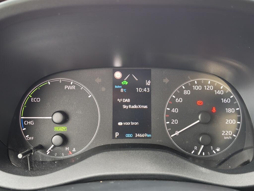 Toyota Yaris 1.5 Hybrid Dynamic | Head Up Display | Keyless Entry & Start | S - Image 10