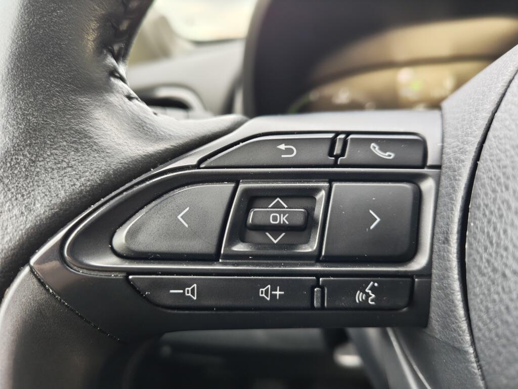 Toyota Yaris 1.5 Hybrid Dynamic | Head Up Display | Keyless Entry & Start | S - Image 14