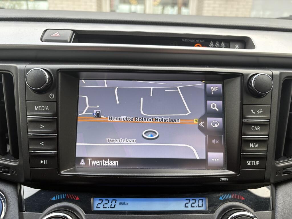 Toyota RAV4 2.5 Hybrid Style | Stoelverwarming | Trekhaak | NAVI | - Image 19