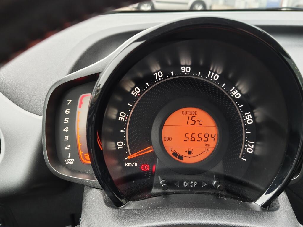 Toyota Aygo 1.0 VVT-i x-joy cabrio | El. Schuif-Kanteldak | All seasons | An - Image 10