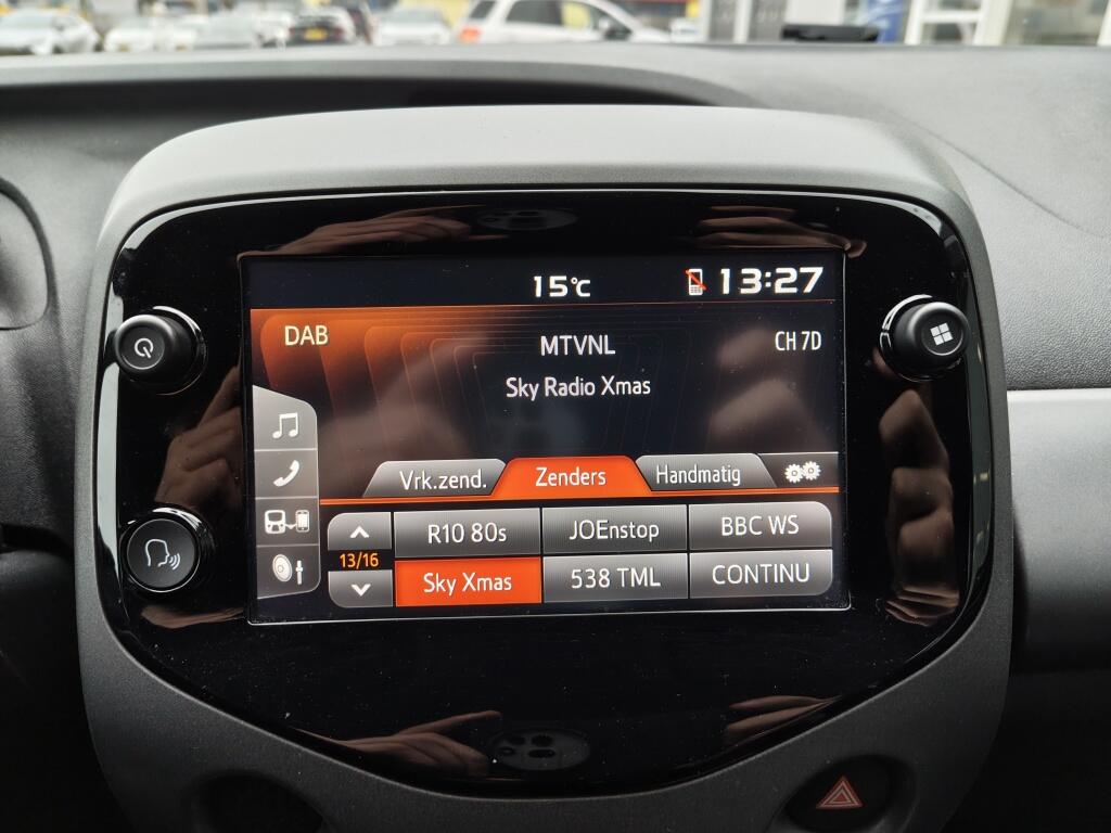 Toyota Aygo 1.0 VVT-i x-joy cabrio | El. Schuif-Kanteldak | All seasons | An - Image 15