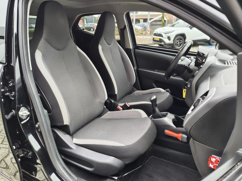 Toyota Aygo 1.0 VVT-i x-joy cabrio | El. Schuif-Kanteldak | All seasons | An - Image 25