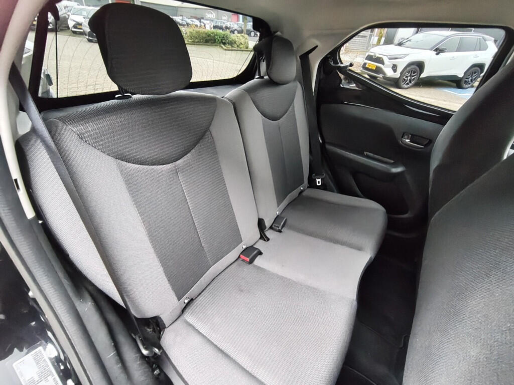 Toyota Aygo 1.0 VVT-i x-joy cabrio | El. Schuif-Kanteldak | All seasons | An - Image 27