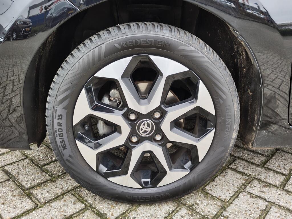 Toyota Aygo 1.0 VVT-i x-joy cabrio | El. Schuif-Kanteldak | All seasons | An - Image 32