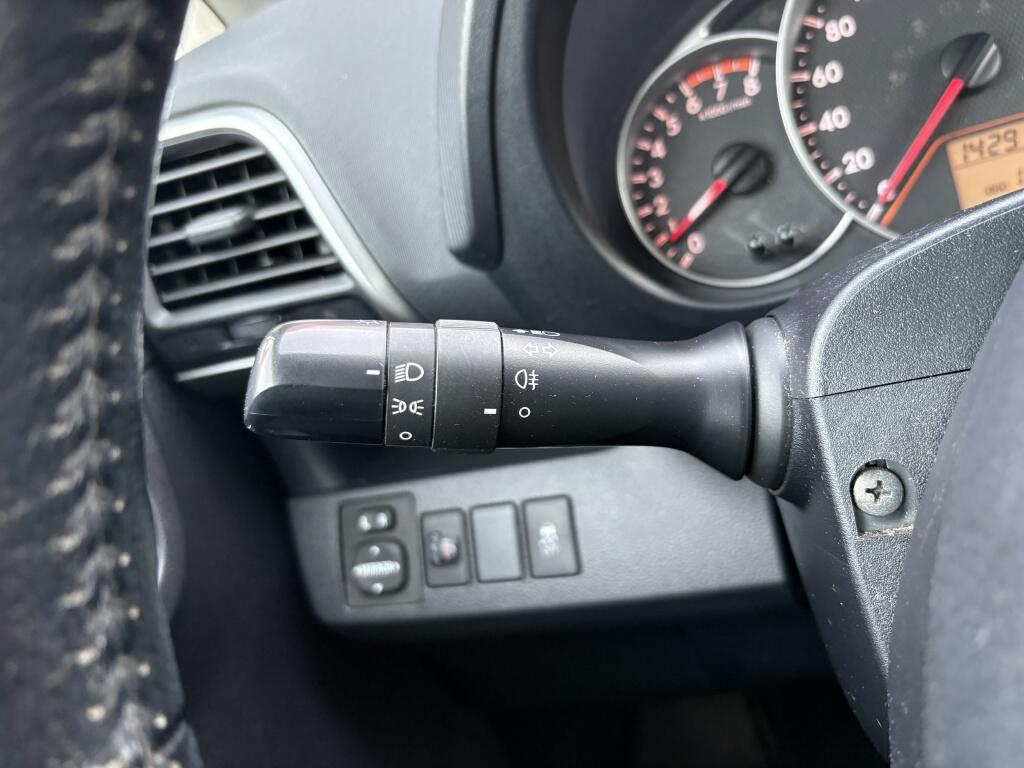 Toyota Verso-S 1.3 VVT-i Aspiration | Trekhaak | Achteruitrijcamera | All seaso - Image 11