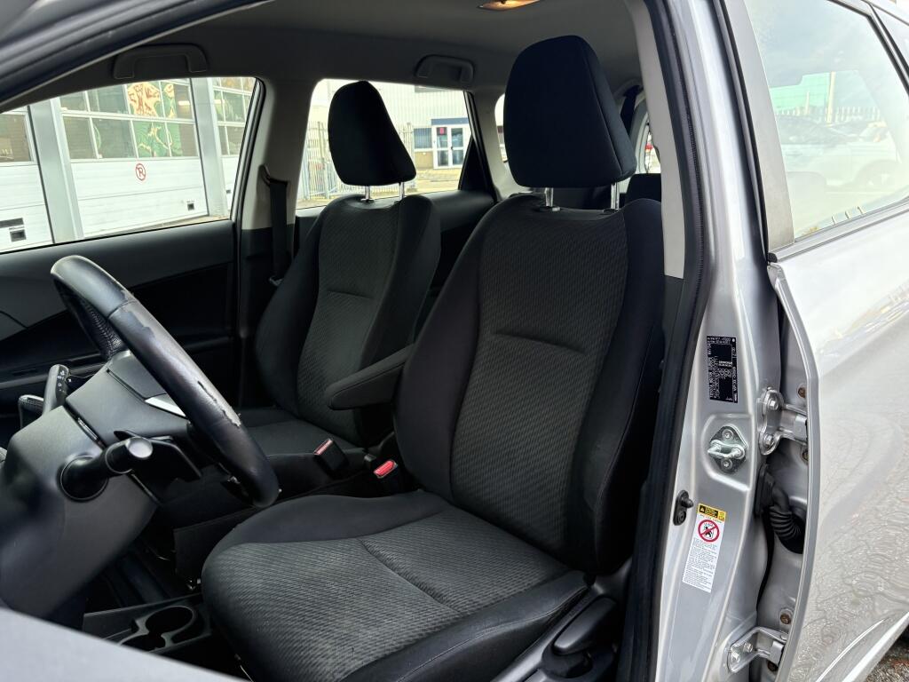 Toyota Verso-S 1.3 VVT-i Aspiration | Trekhaak | Achteruitrijcamera | All seaso - Image 24