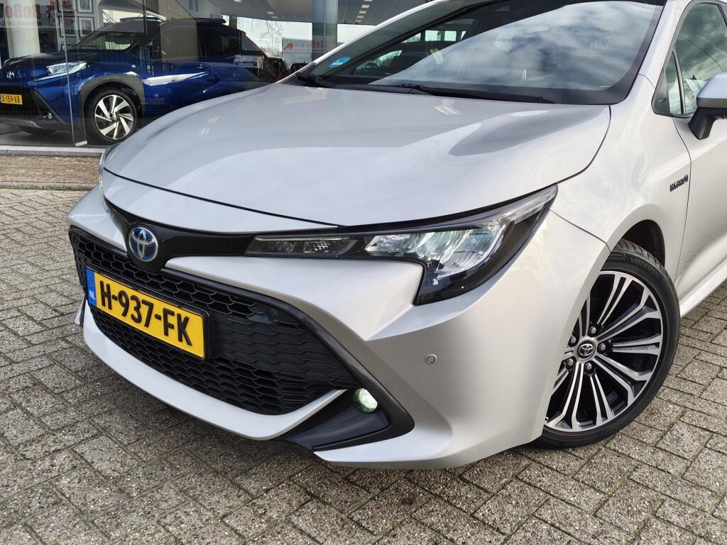 Toyota Corolla 1.8 Hybrid Dynamic | Sensoren voor | Stoelverwarming | Android A - Image 2
