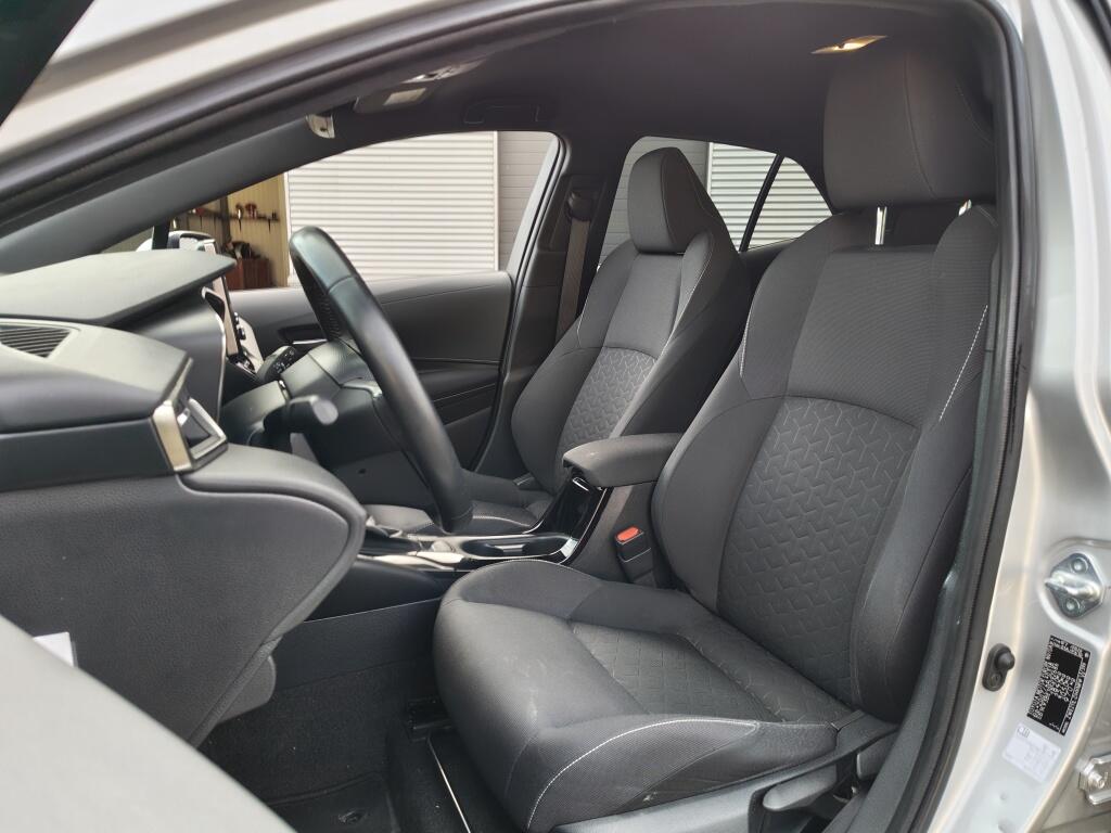Toyota Corolla 1.8 Hybrid Dynamic | Sensoren voor | Stoelverwarming | Android A - Image 28