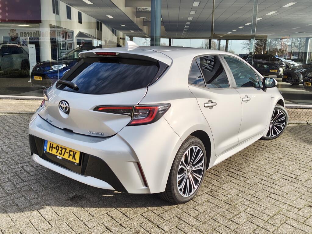 Toyota Corolla 1.8 Hybrid Dynamic | Sensoren voor | Stoelverwarming | Android A - Image 4