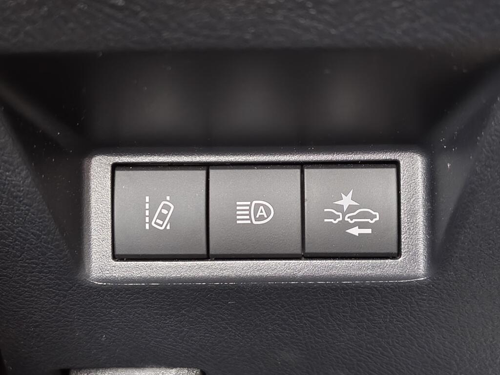 Toyota Yaris 1.5 Hybrid Dynamic | NL Auto | Keyless Entry & Start | Android A - Image 21