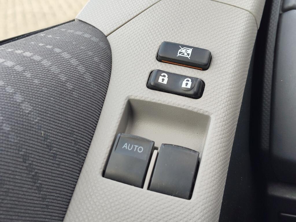 Toyota Yaris 1.3 VVTi Aspiration | Automaat | Trekhaak | Airco - Image 19