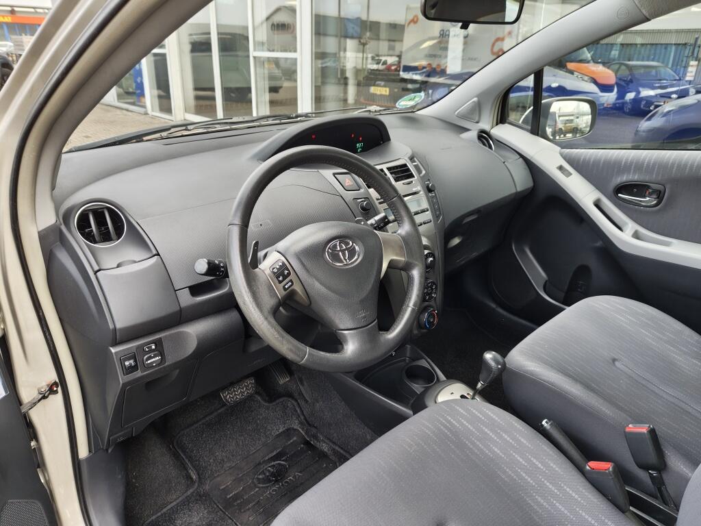 Toyota Yaris 1.3 VVTi Aspiration | Automaat | Trekhaak | Airco - Image 21