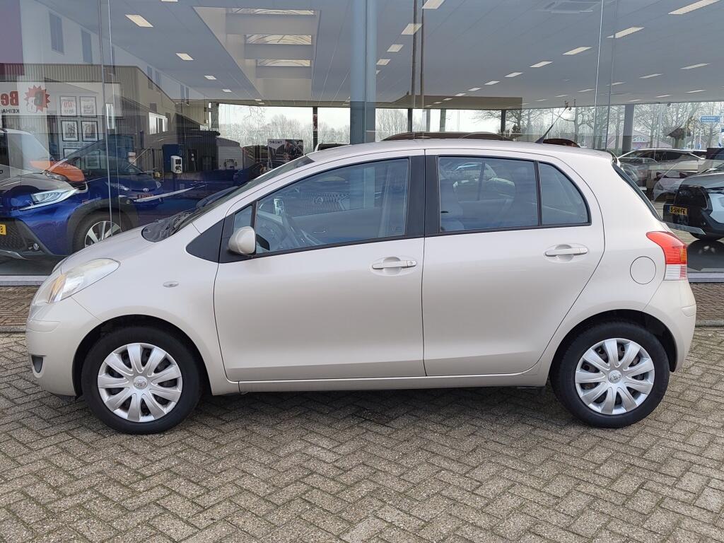 Toyota Yaris 1.3 VVTi Aspiration | Automaat | Trekhaak | Airco - Image 3