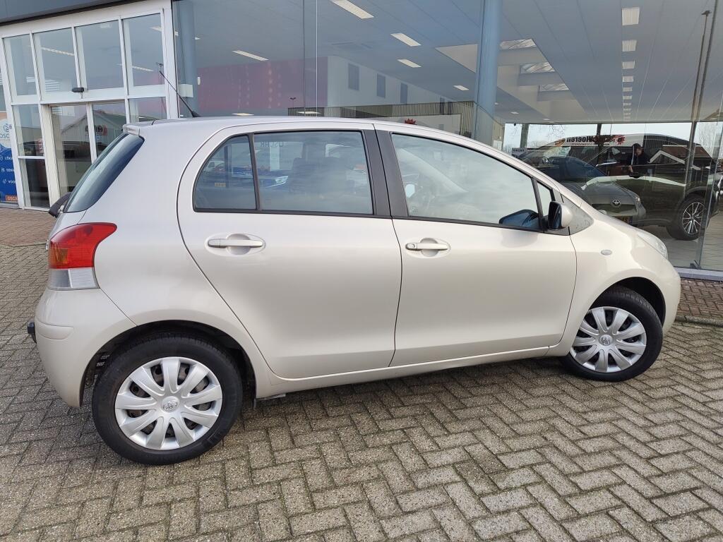 Toyota Yaris 1.3 VVTi Aspiration | Automaat | Trekhaak | Airco - Image 5