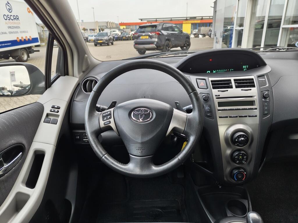 Toyota Yaris 1.3 VVTi Aspiration | Automaat | Trekhaak | Airco - Image 9