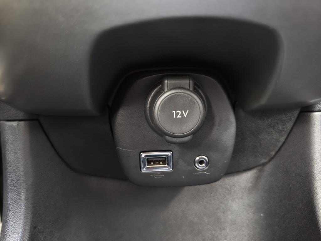 Toyota Aygo 1.0 VVT-i x-play | Airco | Lichtmetalen velgen | Achteruitrijcam - Image 18