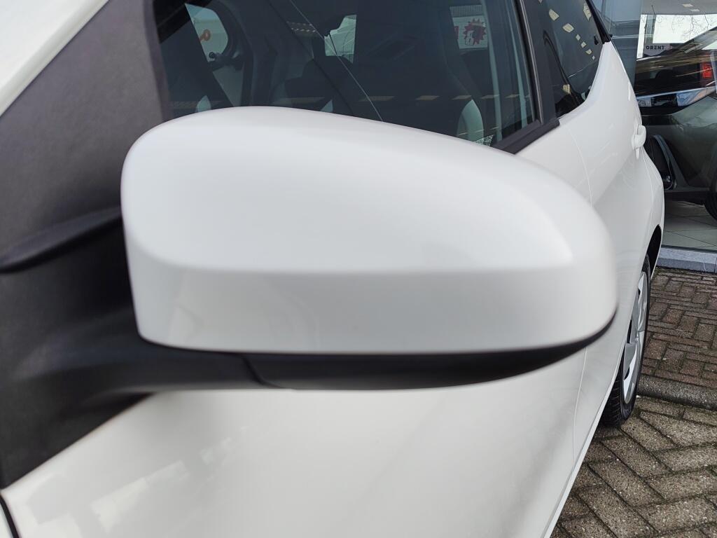 Toyota Aygo 1.0 VVT-i x-play | Airco | Lichtmetalen velgen | Achteruitrijcam - Image 31