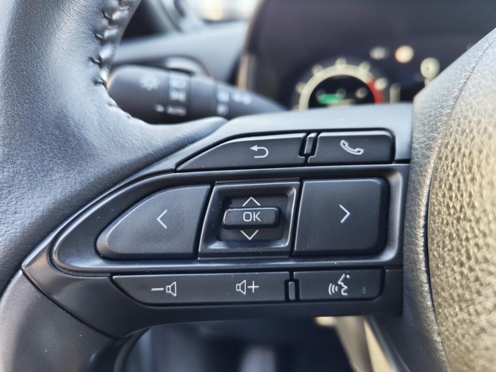 Toyota Yaris Cross 1.5 Hybride 130 Launch Edition | Facelift | Treeplanken Navi | S - Image 15