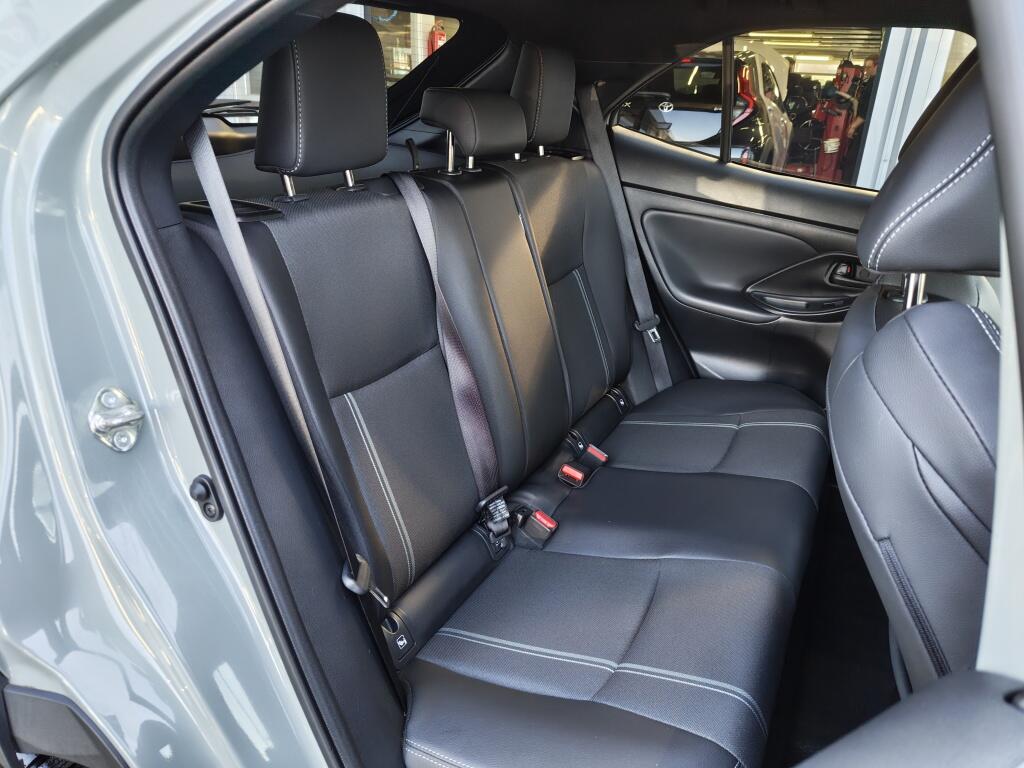 Toyota Yaris Cross 1.5 Hybride 130 Launch Edition | Facelift | Treeplanken Navi | S - Image 35