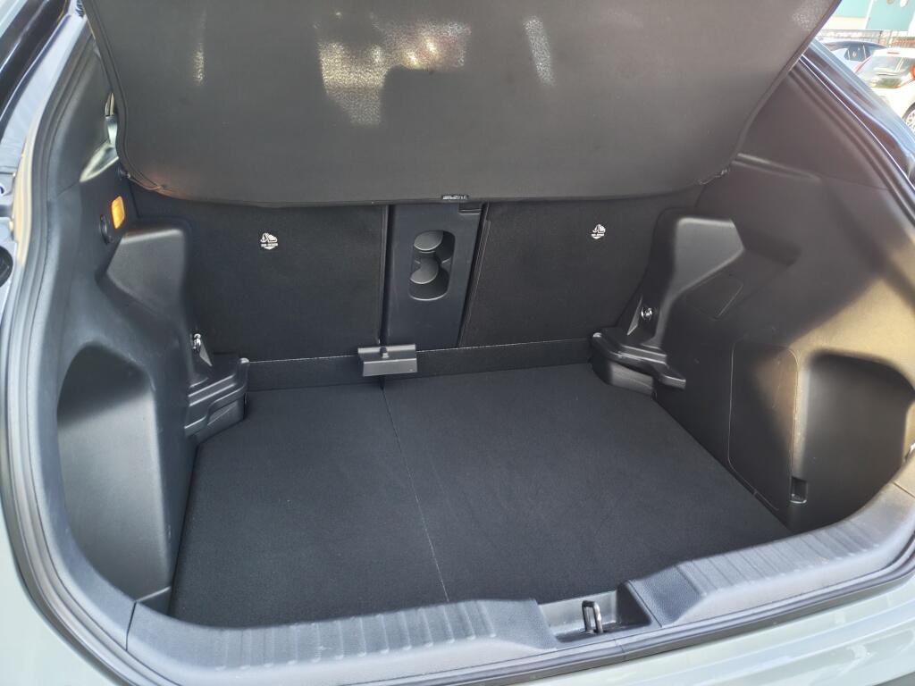 Toyota Yaris Cross 1.5 Hybride 130 Launch Edition | Facelift | Treeplanken Navi | S - Image 37