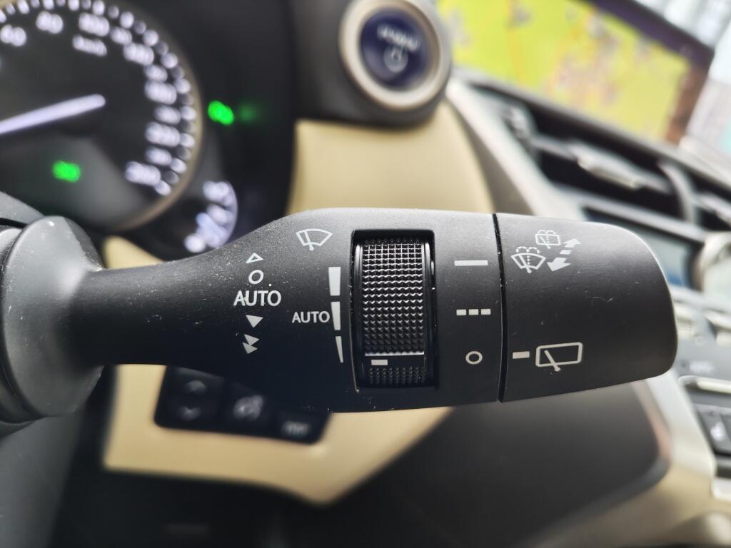 Lexus NX 300h AWD President Line | Mark Levison | Pano | HUD | Sensoren - Image 13