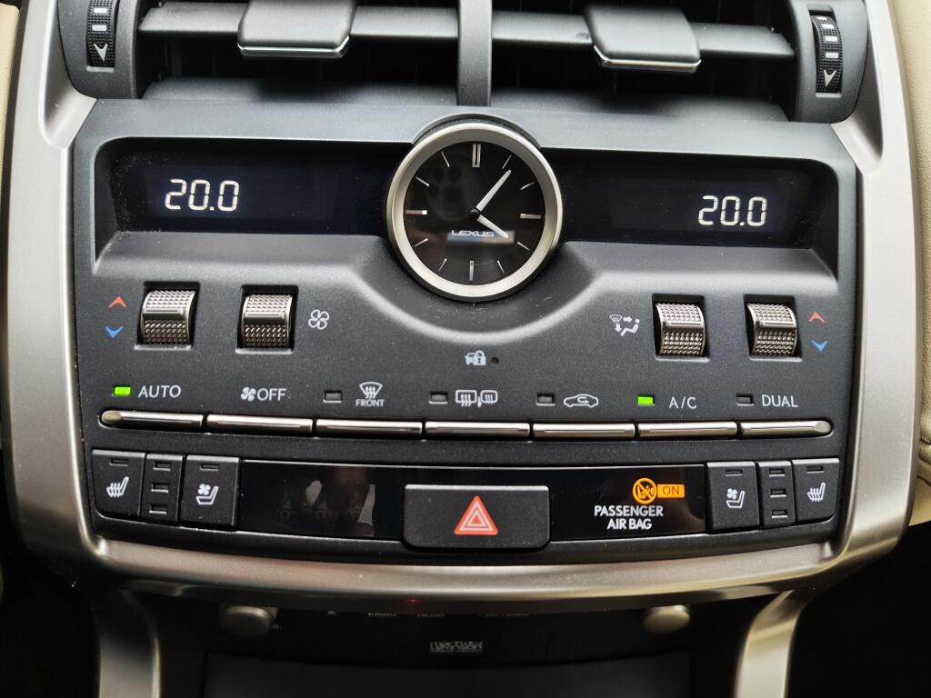 Lexus NX 300h AWD President Line | Mark Levison | Pano | HUD | Sensoren - Image 22