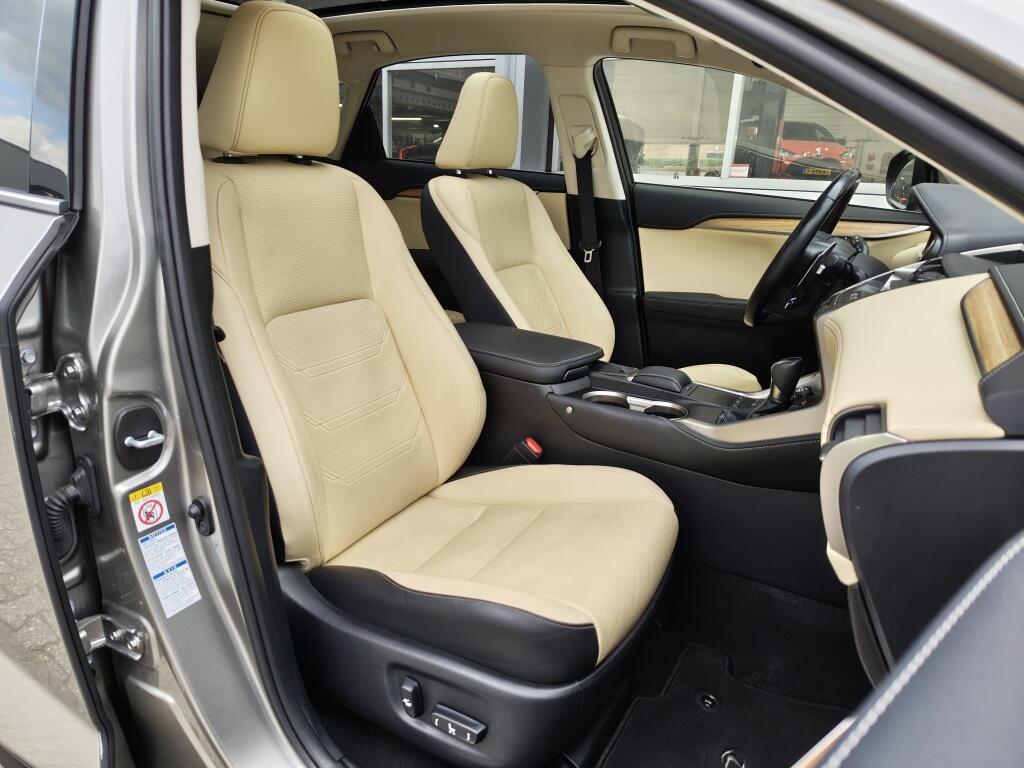 Lexus NX 300h AWD President Line | Mark Levison | Pano | HUD | Sensoren - Image 37