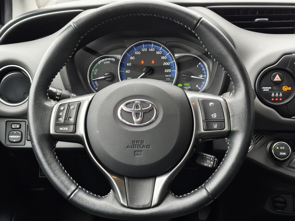 Toyota Yaris 1.5 Hybrid Trend | Trekhaak | Navi | Cruise Control | Achteruitr - Image 10