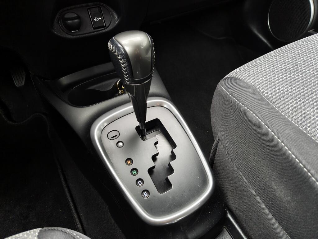 Toyota Yaris 1.5 Hybrid Trend | Trekhaak | Navi | Cruise Control | Achteruitr - Image 21