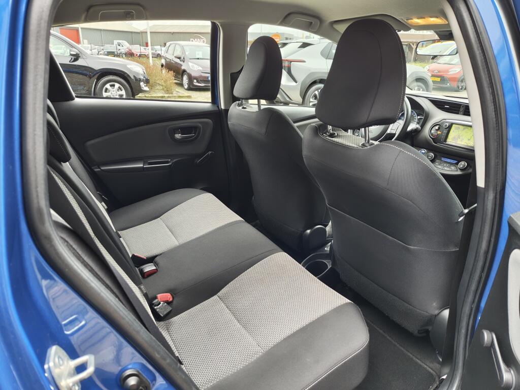 Toyota Yaris 1.5 Hybrid Trend | Trekhaak | Navi | Cruise Control | Achteruitr - Image 30