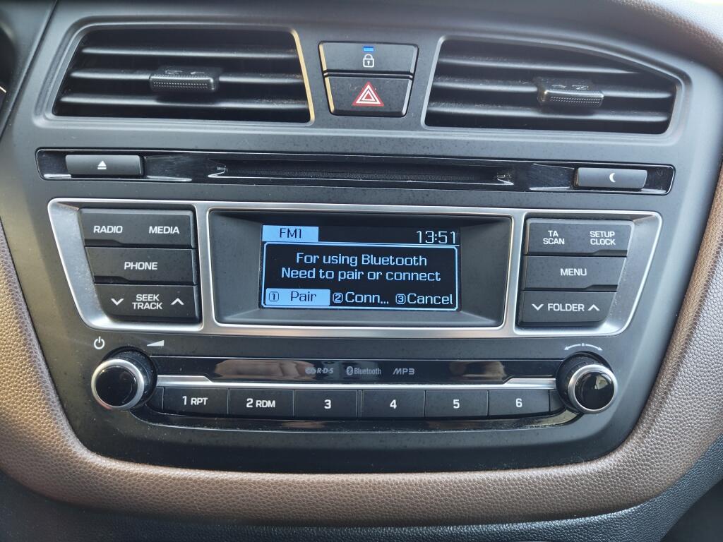 Hyundai i20 1.2 HP i-Motion | Cruise Control | Airco | Sensoren Achter - Image 16
