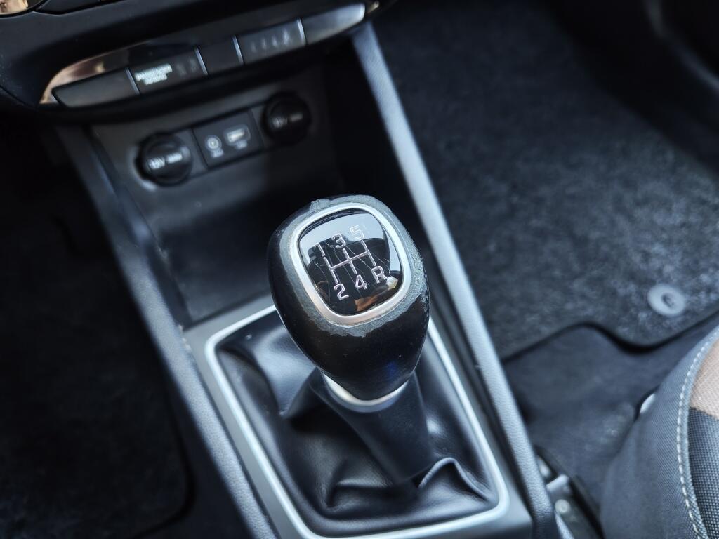 Hyundai i20 1.2 HP i-Motion | Cruise Control | Airco | Sensoren Achter - Image 19