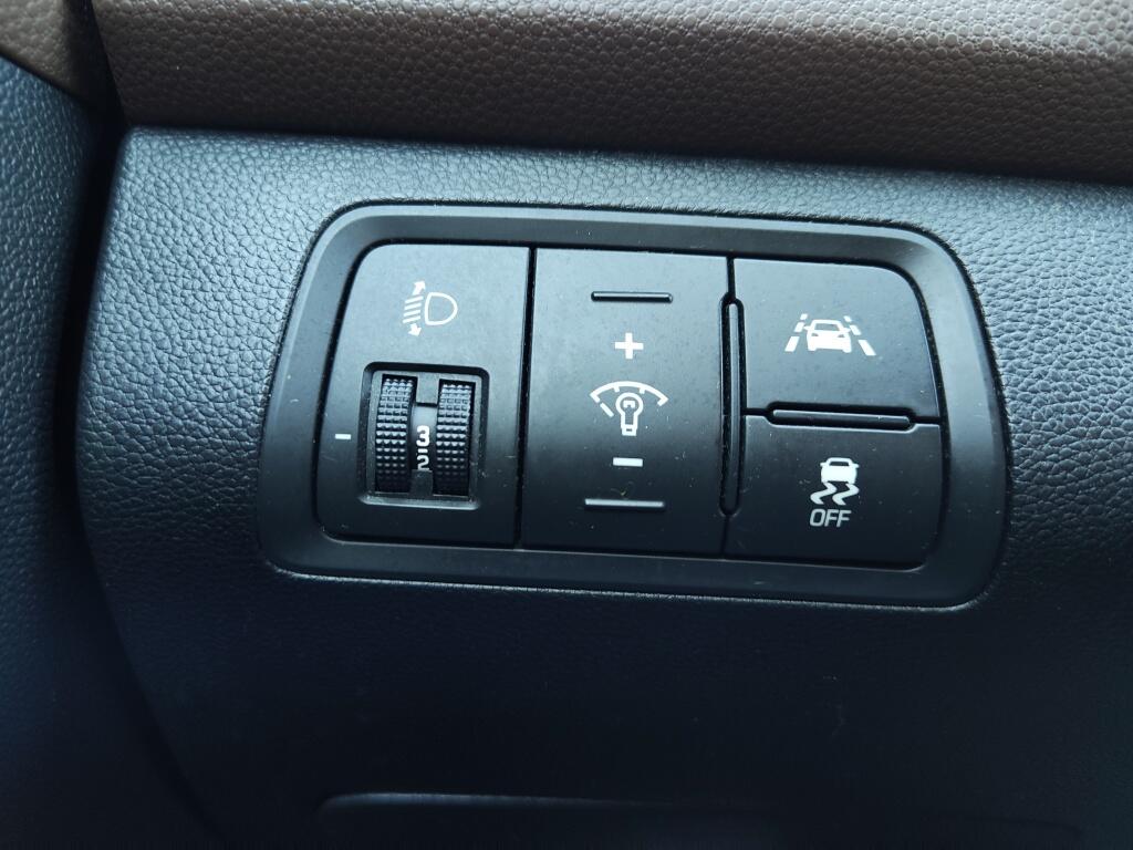 Hyundai i20 1.2 HP i-Motion | Cruise Control | Airco | Sensoren Achter - Image 22