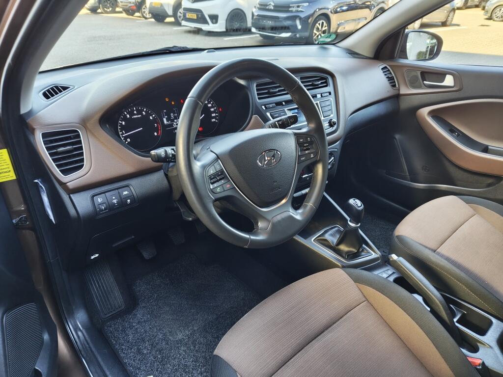 Hyundai i20 1.2 HP i-Motion | Cruise Control | Airco | Sensoren Achter - Image 23