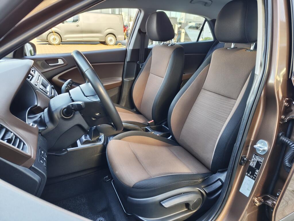 Hyundai i20 1.2 HP i-Motion | Cruise Control | Airco | Sensoren Achter - Image 24
