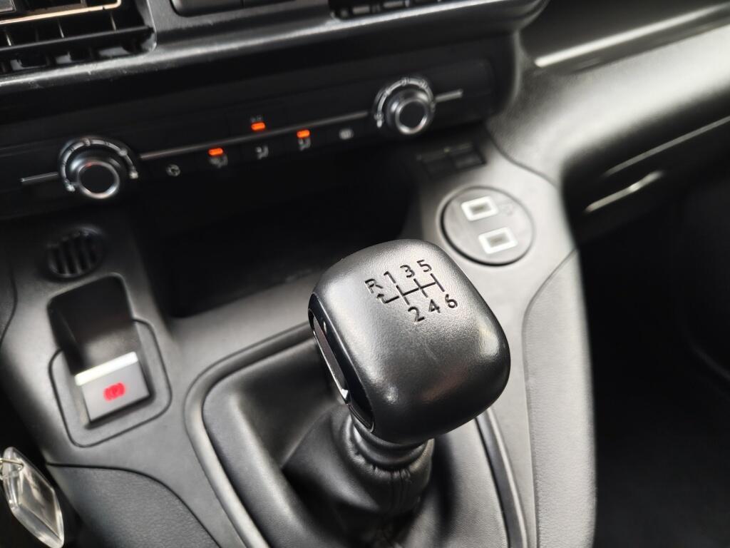 Peugeot Partner 1.5 BlueHDi 100pk S&S | Trekhaak | Navi | Sensoren v/a | Camera - Image 21