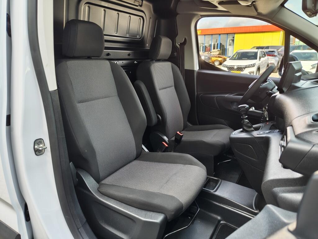 Peugeot Partner 1.5 BlueHDi 100pk S&S | Trekhaak | Navi | Sensoren v/a | Camera - Image 28