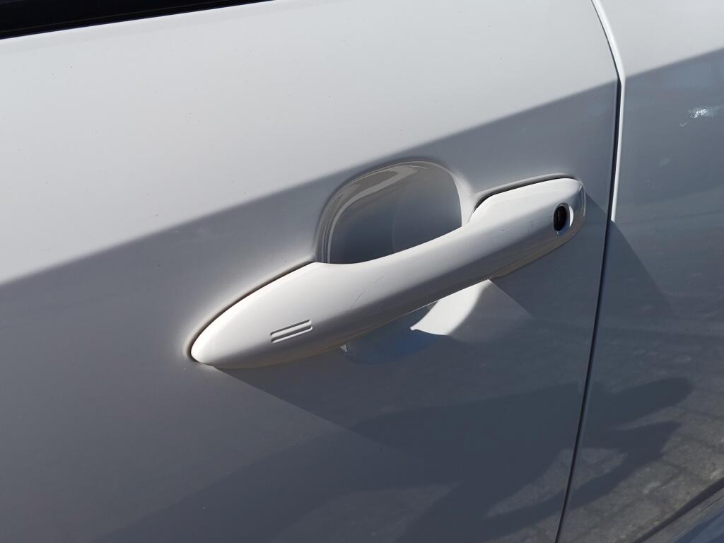 Toyota Corolla Touring Sports 2.0 Hybrid GR-Sport Plus | Head-Up Display | JBL | Navi | Blind - Image 40